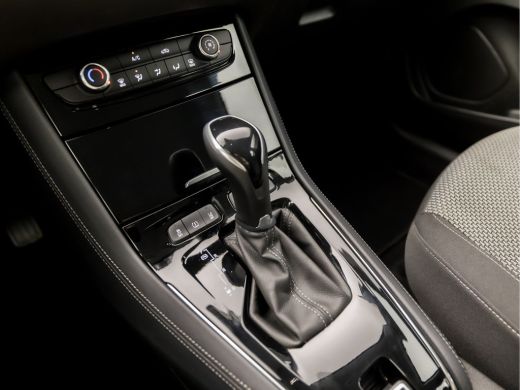 Opel Grandland X 1.2 Turbo Sport Automaat (APPLE CARPLAY, GROOT NAVI, LM VELGEN, SPORTSTOELEN, LED KOPLAMPEN, PARK... ActivLease financial lease