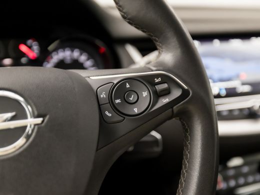 Opel Grandland X 1.2 Turbo Sport Automaat (APPLE CARPLAY, GROOT NAVI, LM VELGEN, SPORTSTOELEN, LED KOPLAMPEN, PARK... ActivLease financial lease