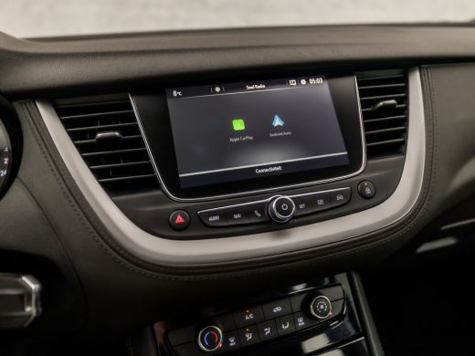 Opel Grandland X 1.2 Turbo Sport Automaat (APPLE CARPLAY, GROOT NAVI, LM VELGEN, SPORTSTOELEN, LED KOPLAMPEN, PARK... ActivLease financial lease