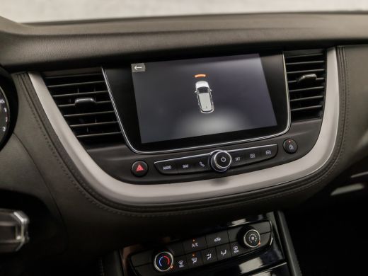 Opel Grandland X 1.2 Turbo Sport Automaat (APPLE CARPLAY, GROOT NAVI, LM VELGEN, SPORTSTOELEN, LED KOPLAMPEN, PARK... ActivLease financial lease