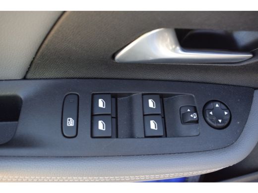 Opel Mokka-e Elegance 50-kWh 11kw bl. 3 FASE | NAVI | CAMERA | STUUR- STOELVERWARMING ActivLease financial lease