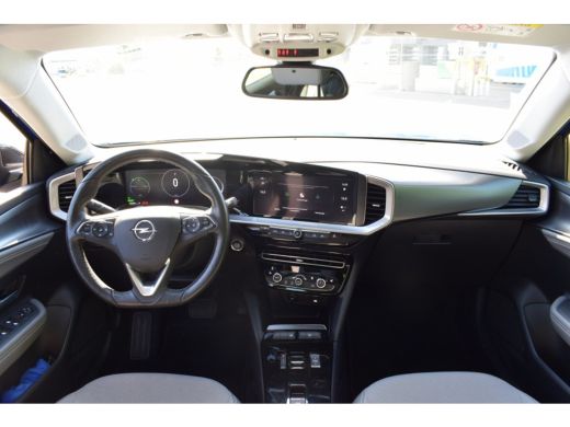Opel Mokka-e Elegance 50-kWh 11kw bl. 3 FASE | NAVI | CAMERA | STUUR- STOELVERWARMING ActivLease financial lease
