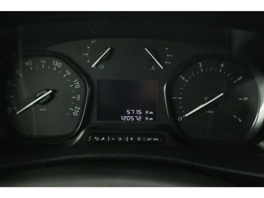 Opel Vivaro 2.0 BlueHDI 177PK L2H1 | Aut. | Camera | 3-Zits | Airco | Cruise | Trekh. | Carplay | Stoelverw. ActivLease financial lease