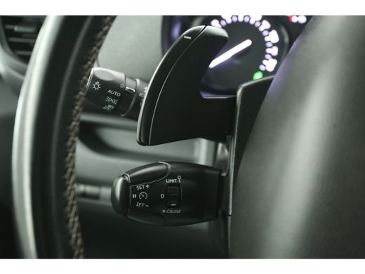 Opel Vivaro 2.0 BlueHDI 177PK L2H1 | Aut. | Camera | 3-Zits | Airco | Cruise | Trekh. | Carplay | Stoelverw. ActivLease financial lease