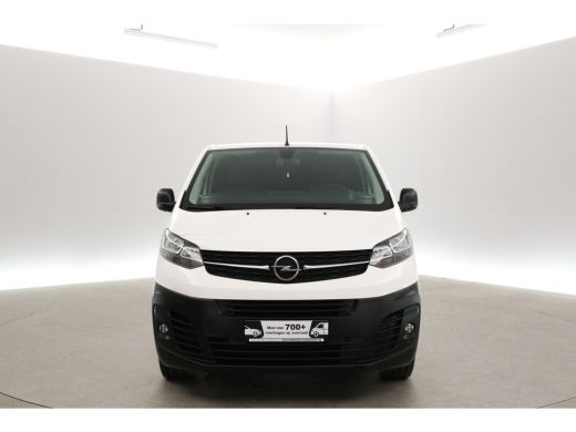 Opel Vivaro 2.0 BlueHDI 177PK L2H1 | Aut. | Camera | 3-Zits | Airco | Cruise | Trekh. | Carplay | Stoelverw. ActivLease financial lease