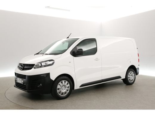 Opel Vivaro 2.0 BlueHDI 177PK L2H1 | Aut. | Camera | 3-Zits | Airco | Cruise | Trekh. | Carplay | Stoelverw. ActivLease financial lease