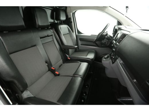 Opel Vivaro 2.0 BlueHDI 177PK L2H1 | Aut. | Camera | 3-Zits | Airco | Cruise | Trekh. | Carplay | Stoelverw. ActivLease financial lease