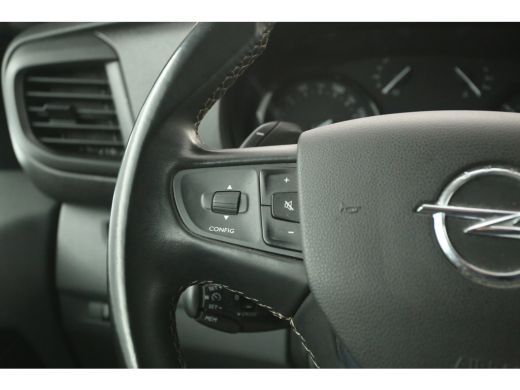 Opel Vivaro 2.0 CDTI L3H1 177PK | Airco | 360&deg; CAM | 3-Zits | Cruise | Carplay | Navi | Stoelverw. ActivLease financial lease