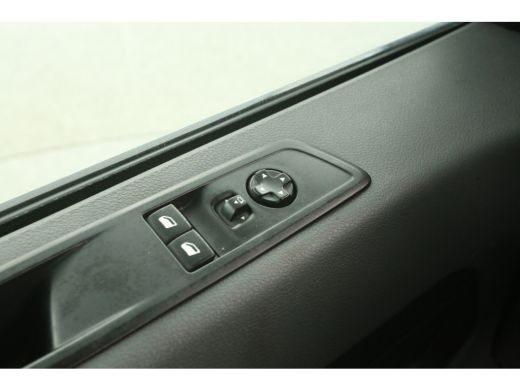 Opel Vivaro 2.0 CDTI L3H1 177PK | Airco | 360&deg; CAM | 3-Zits | Cruise | Carplay | Navi | Stoelverw. ActivLease financial lease