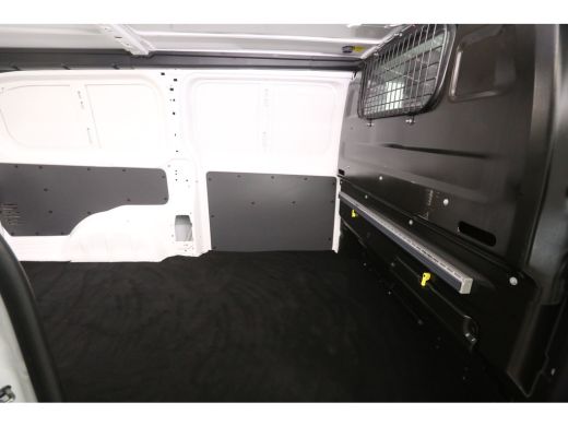 Opel Vivaro 2.0 CDTI L3H1 177PK | Airco | 360&deg; CAM | 3-Zits | Cruise | Carplay | Navi | Stoelverw. ActivLease financial lease