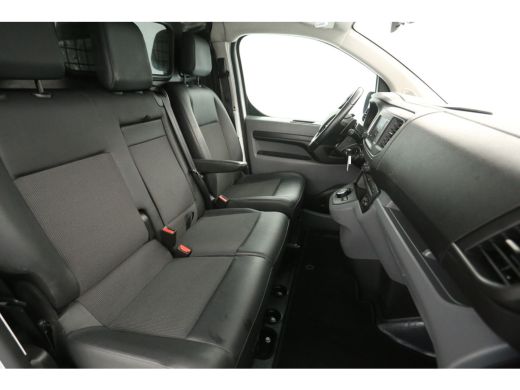 Opel Vivaro 2.0 CDTI L3H1 177PK | Airco | 360&deg; CAM | 3-Zits | Cruise | Carplay | Navi | Stoelverw. ActivLease financial lease