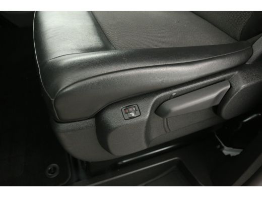 Opel Vivaro 2.0 D L2H1 | 180PK | Automaat | Airco | Cruise | Carplay | 360 Camera | 3-Zits | Stoelverw. ActivLease financial lease