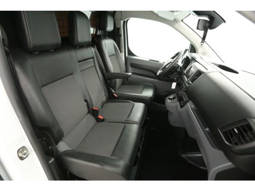 Opel Vivaro 2.0 D L2H1 | 180PK | Automaat | Airco | Cruise | Carplay | 360 Camera | 3-Zits | Stoelverw. ActivLease financial lease