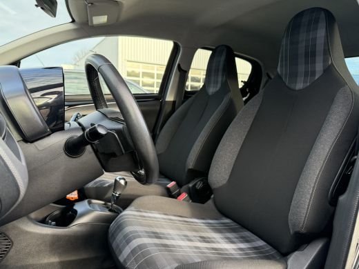 Peugeot 108 1.0 e-VTi Active Automaat Apple Carplay / Android Auto | Camera Achter | Airco | Chroom delen | DAB ActivLease financial lease