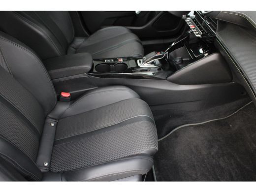 Peugeot 2008 1.2 PureTech GT-Line | Automaat | Navigatie | Camera | Panorama/schuifdak | Stoelverwarming | Ful... ActivLease financial lease