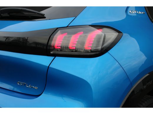 Peugeot 208 1.2 PureTech GT-Line | Automaat | Navigatie | Camera | Panoramadak | Stoelverwarming | Full LED | ActivLease financial lease