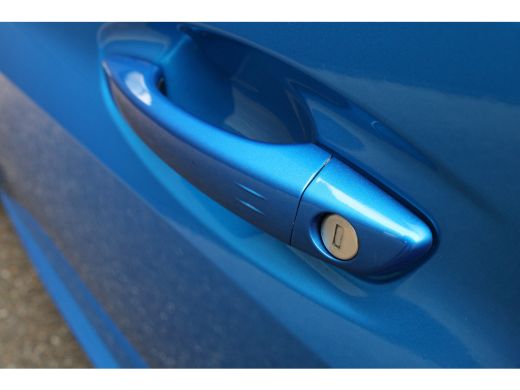 Peugeot 208 1.2 PureTech GT-Line | Automaat | Navigatie | Camera | Panoramadak | Stoelverwarming | Full LED | ActivLease financial lease