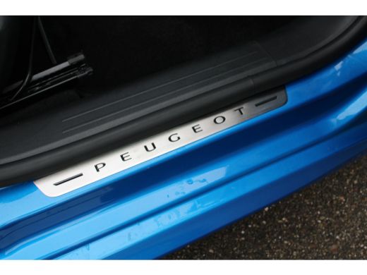 Peugeot 208 1.2 PureTech GT-Line | Automaat | Navigatie | Camera | Panoramadak | Stoelverwarming | Full LED | ActivLease financial lease