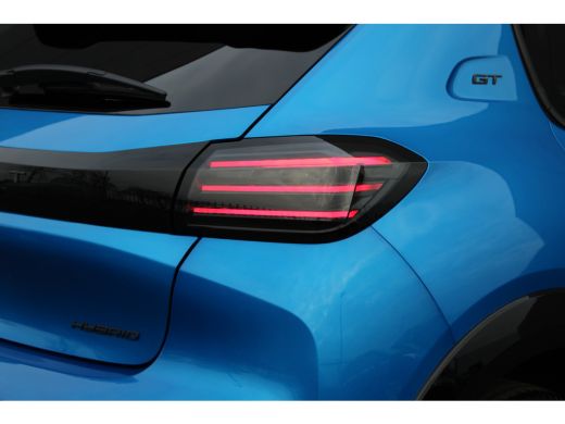 Peugeot 208 Hybrid 100 e-DCS6 GT | Automaat | Navi by app | Apple carplay | Camera | Full LED | 10.000km | ActivLease financial lease