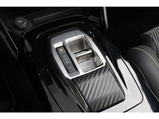 Peugeot 208 Hybrid 100 e-DCS6 GT | Automaat | Navi by app | Apple carplay | Camera | Full LED | 10.000km | ActivLease financial lease