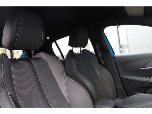 Peugeot 208 Hybrid 100 e-DCS6 GT | Automaat | Navi by app | Apple carplay | Camera | Full LED | 10.000km | ActivLease financial lease