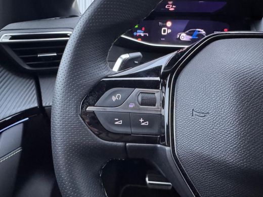 Peugeot 208 Hybrid 100PK e-DCS6 GT Automaat | Camera Voor/Achter | Apple Carplay / Android Auto | Keyless Ent... ActivLease financial lease