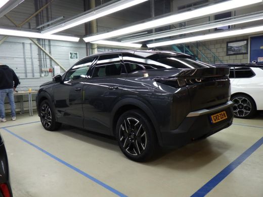 Peugeot 3008 1.2 Hybrid 136 GT | Automaat | Navigatie | Camera | Panorama/schuifdak | Lederen bekleding | 27.0... ActivLease financial lease