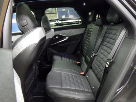 Peugeot 3008 1.2 Hybrid 136 GT | Automaat | Navigatie | Camera | Panorama/schuifdak | Lederen bekleding | 27.0... ActivLease financial lease