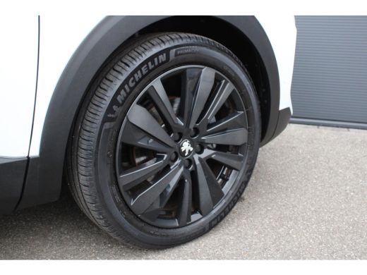 Peugeot 3008 1.2 PureTech GT | Navigatie | Camera | Focal | Black Pack | Parelmoer | Trekhaak | Elektrische ac... ActivLease financial lease