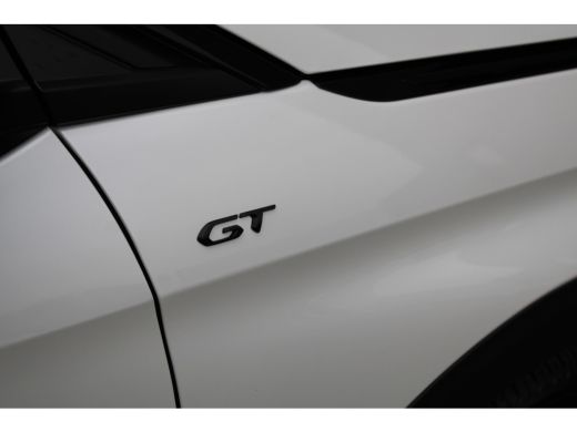 Peugeot 3008 1.2 PureTech GT | Navigatie | Camera | Focal | Black Pack | Parelmoer | Trekhaak | Elektrische ac... ActivLease financial lease