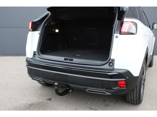 Peugeot 3008 1.2 PureTech GT | Navigatie | Camera | Focal | Black Pack | Parelmoer | Trekhaak | Elektrische ac... ActivLease financial lease