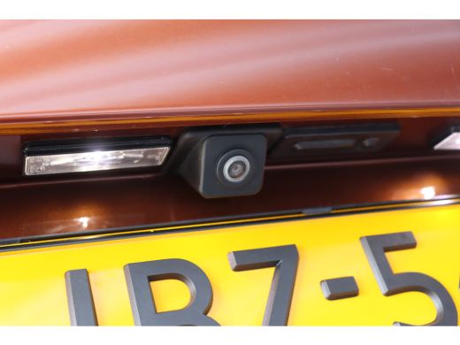 Peugeot 5008 1.2 PURETECH 130PK 7-ZITS ALLURE PACK AUTOMAAT / NAVI / LEDER / CLIMA / PDC / 18" LMV / CAMERA / ... ActivLease financial lease