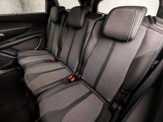 Peugeot 5008 1.2 PureTech Allure Sport 7 Persoons Automaat (FACELIFT, APPLE CARPLAY, GROOT NAVI, LEDER, 360 CA... ActivLease financial lease