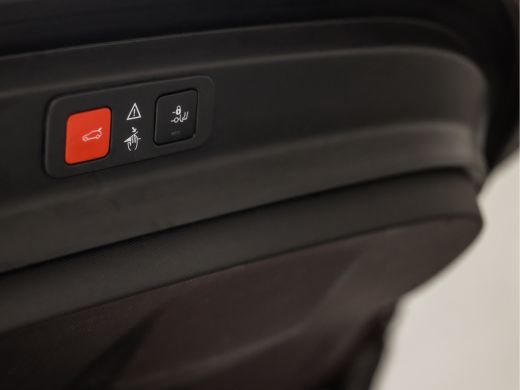 Peugeot 5008 1.2 PureTech Allure Sport 7 Persoons Automaat (FACELIFT, APPLE CARPLAY, GROOT NAVI, LEDER, 360 CA... ActivLease financial lease