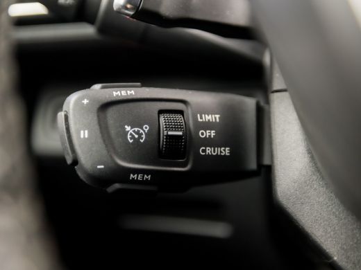 Peugeot 5008 1.2 PureTech Allure Sport 7 Persoons Automaat (FACELIFT, APPLE CARPLAY, GROOT NAVI, LEDER, 360 CA... ActivLease financial lease