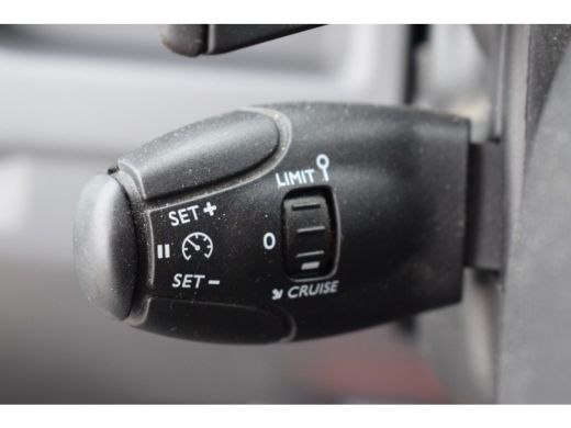 Peugeot Expert COMPACT 2.0 BlueHDI Premium AUTOMAAT CARPLAY CAMERA TREKHAAK ActivLease financial lease