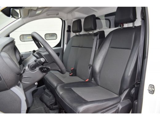 Peugeot Expert COMPACT 2.0 BlueHDI Premium AUTOMAAT CARPLAY CAMERA TREKHAAK ActivLease financial lease