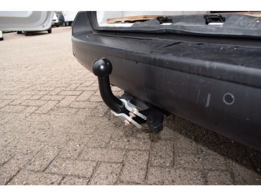 Peugeot Expert COMPACT 2.0 BlueHDI Premium AUTOMAAT CARPLAY CAMERA TREKHAAK ActivLease financial lease