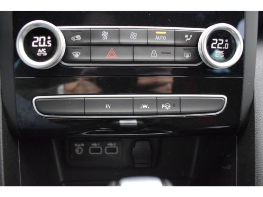 Renault Megane E-Tech E-Tech 1.6 Plug-in Hybrid 160 RS Line ActivLease financial lease