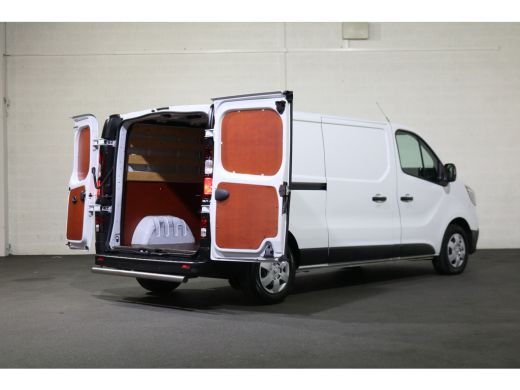 Renault Trafic 2.0 dCi 150pk L2 H1 Work Edition ActivLease financial lease
