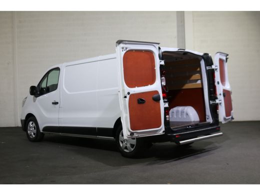 Renault Trafic 2.0 dCi 150pk L2 H1 Work Edition ActivLease financial lease