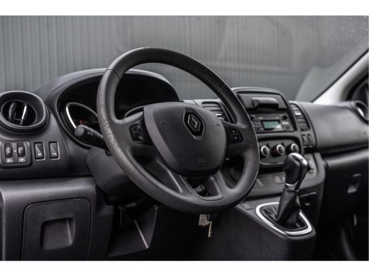 Renault Trafic 2.0 dCi L2H1 146 PK Automaat Schuifdeur L+R | Euro 6 | Cruise | Airco | | LED ActivLease financial lease