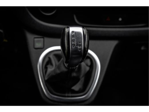 Renault Trafic 2.0 dCi L2H1 146 PK Automaat Schuifdeur L+R | Euro 6 | Cruise | Airco | | LED ActivLease financial lease