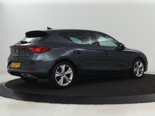 Seat Leon 1.5 eTSI FR Launch Edition | Carplay | Adaptive cruise | Sfeerverlichting | Navigatie | Full LED ... ActivLease financial lease