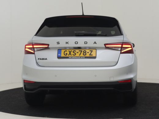 Skoda Fabia 1.0 TSI Monte Carlo 115pk DSG/AUTO | Achteruitkijkcamera | Navigatie via app connect | Led koplam... ActivLease financial lease