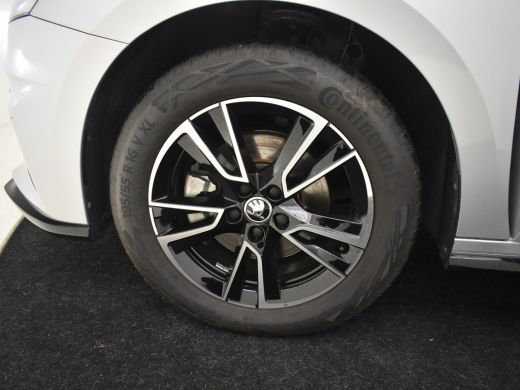 Skoda Fabia 1.0 TSI Monte Carlo 115pk DSG/AUTO | Achteruitkijkcamera | Navigatie via app connect | Led koplam... ActivLease financial lease