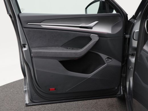 Skoda Kodiaq 1.5 TSi 204 Pk Automaat PHEV Sportline Business | Panoramadak | Trekhaak | Full LED | 20 Inch | S... ActivLease financial lease