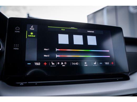 Skoda Octavia Combi 1.0 e-TSI Business Edition | Cruise control | Trekhaak uitklapbaar | Voorstoelen verwarmd ActivLease financial lease