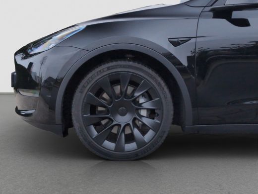 Tesla Model Y Long Range AWD 75 kWh | 1e eig. | Org. NL | Pano | Adap. Cruise | Trekhaak | Navigatie ActivLease financial lease