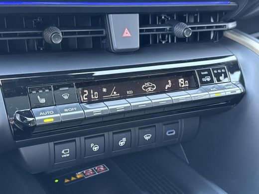 Toyota C-HR 1.8 Hybrid 140 Executive **PLUS PACK/ NIEUWE AUTO/ DIRECT LEVERBAAR** ActivLease financial lease